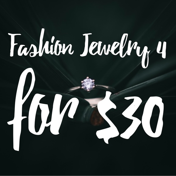 New BOHO filigree silver tone earrings - Picture 3 of 5